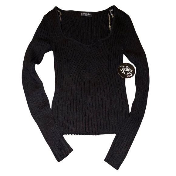Jolie & Joy Flattering Black V-Neck Ribbed Sweater NWT - Picture 2 of 5